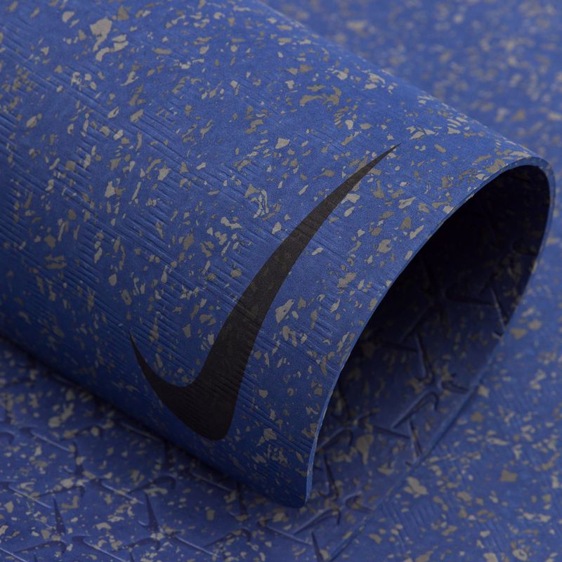 Podložka na jógu Nike Move 4 mm námořnická modrá N1003061-935 4