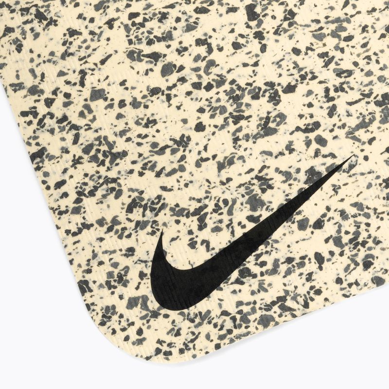 Podložka na jógu Nike Move 4 mm béžová N1003061-119 3