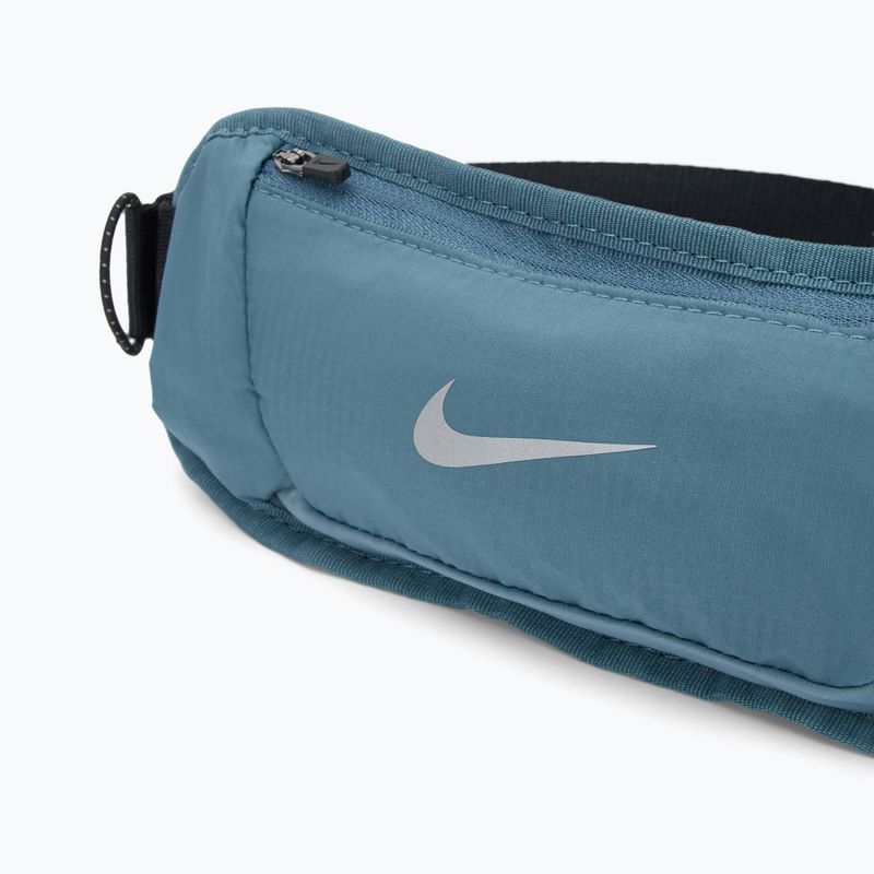 Ledvinka Nike Challenger 2.0 Waist Pack Small smokey blue/silver 5