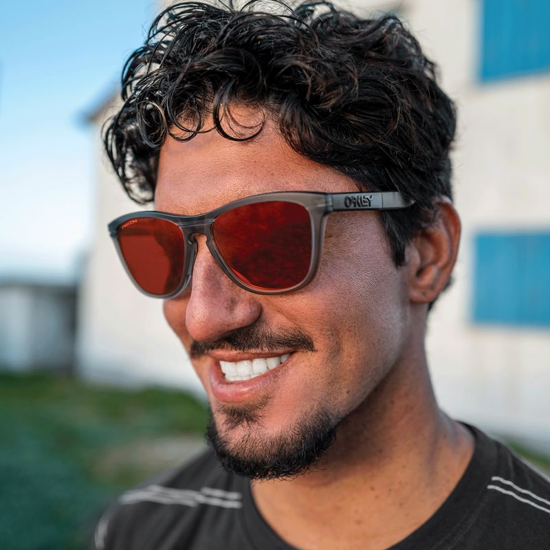 Sluneční brýle Oakley Frogskins Range matte grey smoke/grey ink/ruby 6