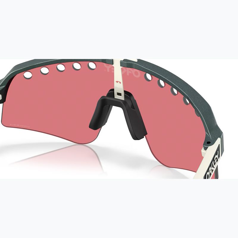 Sluneční brýle Oakley Sutro Lite Sweep matná stříbrná/modrá colorshift/prizm trail torch 7