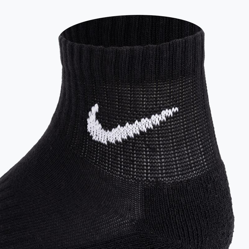 Nike Everyday Cushioned Kotníkové ponožky 3 páry černá/bílá 3