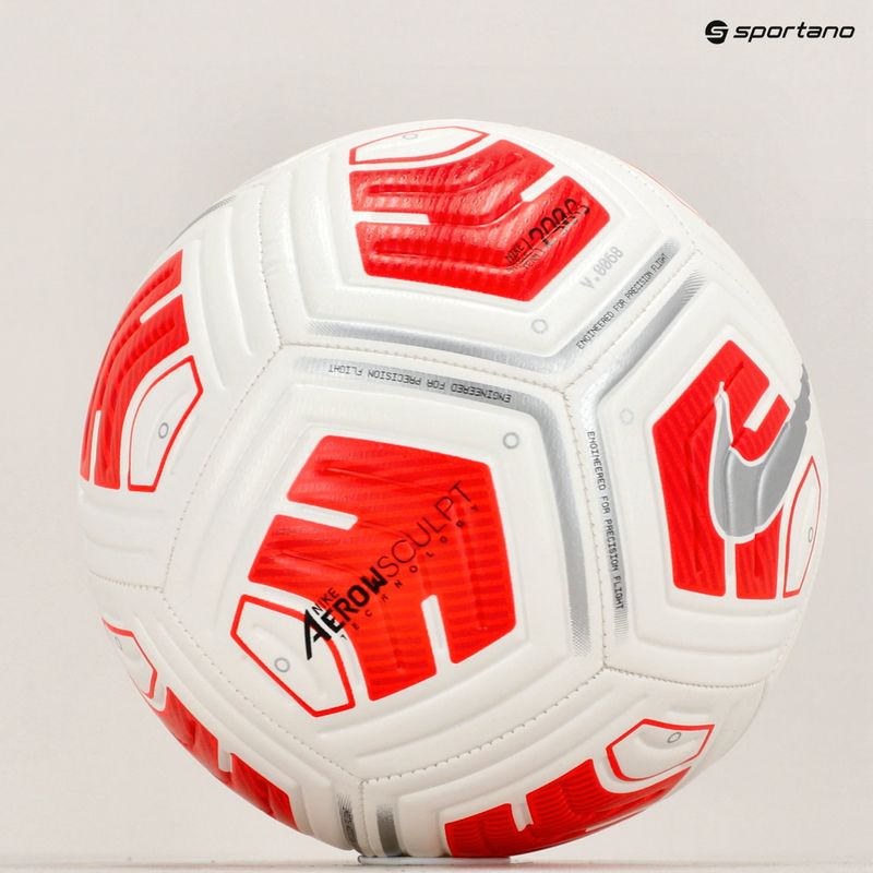 Nike Strike Team Jr fotbal CU8062-100 velikost 4 6