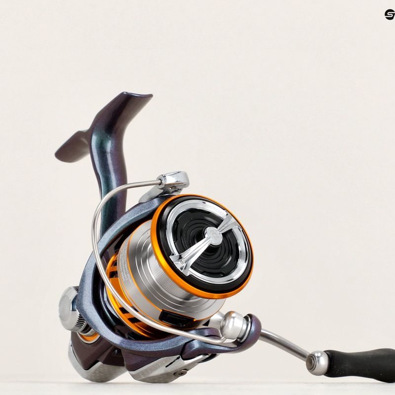 Přívlačový naviják Daiwa 18 Regal LT 7