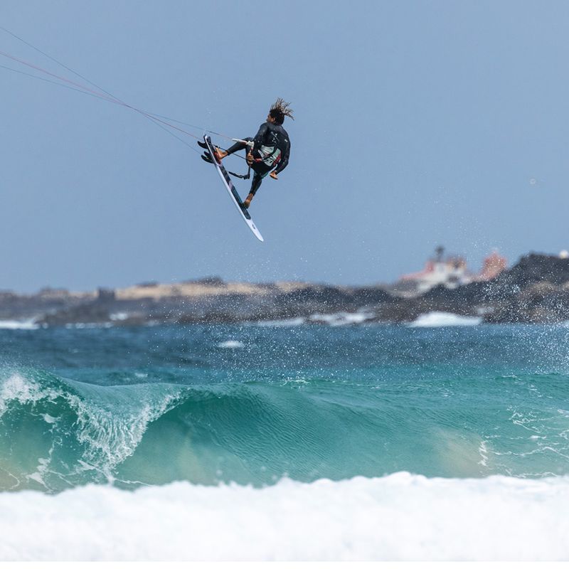 Kitesurfingové prkno DUOTONE Whip SLS 2022 white 44220-3409 10