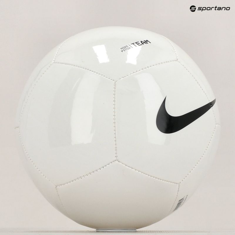 Fotbalový míč Nike Pitch Team white/black velikost 4 6