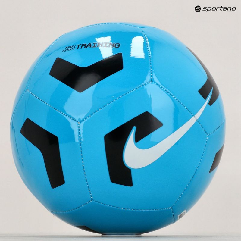 Fotbalový míč Nike Pitch Training light blue fury/black/whitevelikost 5 6