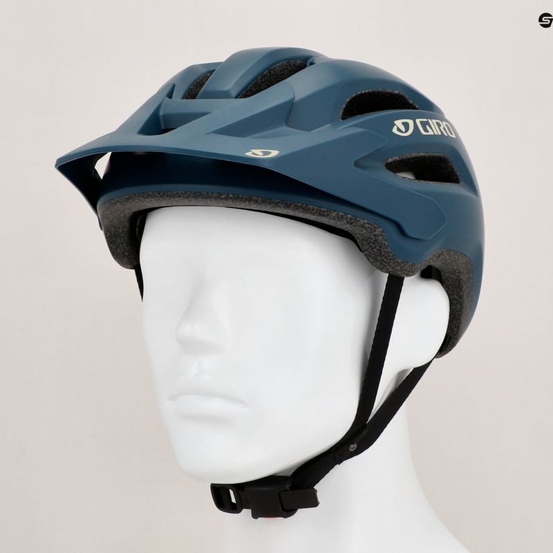 Cyklistická helma Giro Fixture II matte harbor blue 9