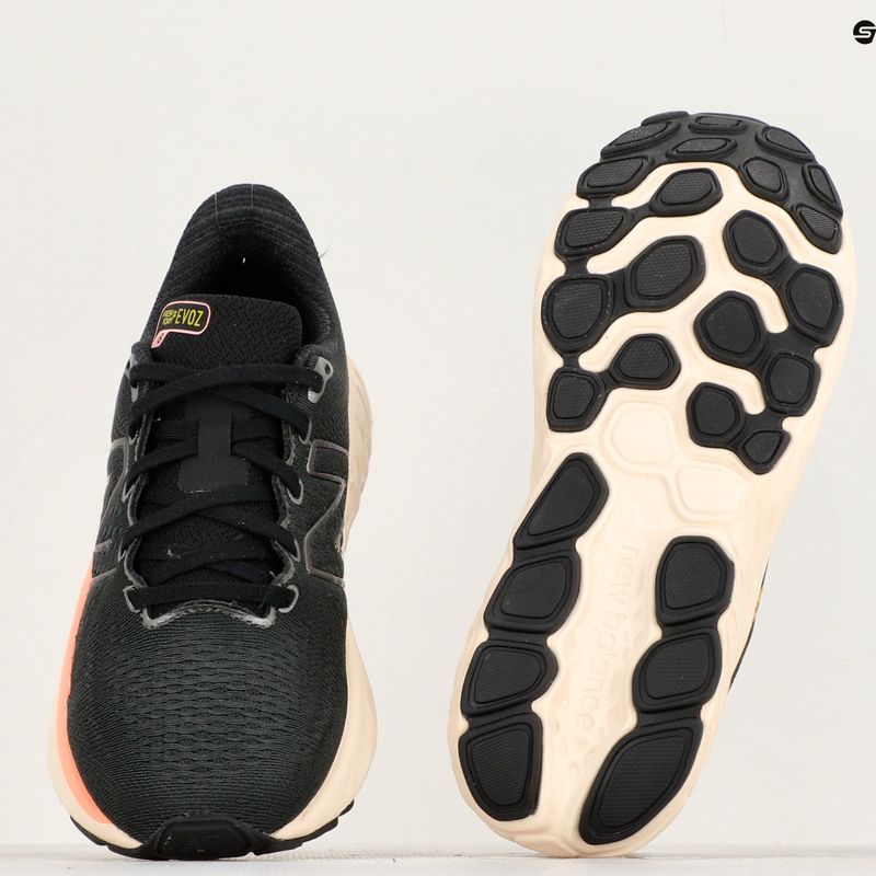 Dámské běžecké boty  New Balance Fresh Foam X Evoz v3 black 8