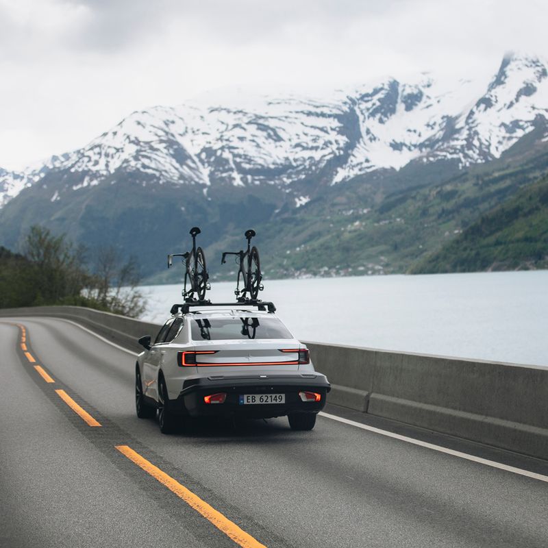 Střešní box Thule Arcos M black 12