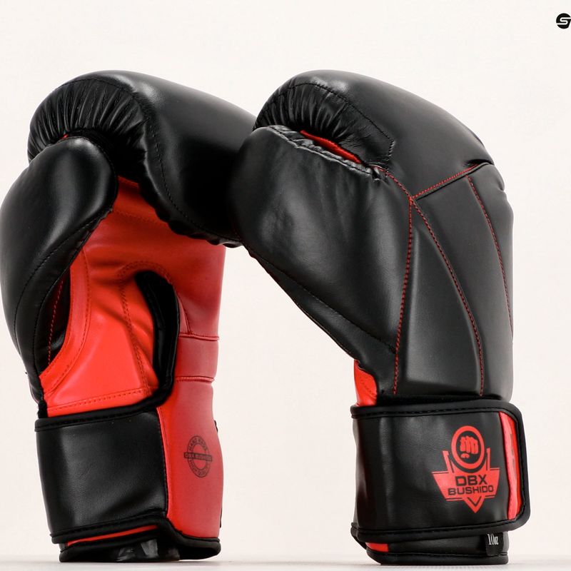 Boxerské rukavice  DBX BUSHIDO "Hammer - Red" Muay Thai czarne/czerwone 20
