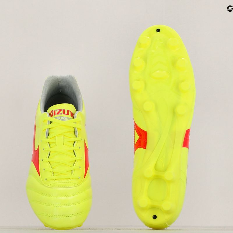 Pánské kopačky Mizuno Morelia II Club MD safety yellow/fiery coral 2/galaxy silver 11