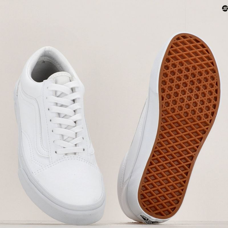 Boty Vans UA Old Skool (classic tumble)true white 10