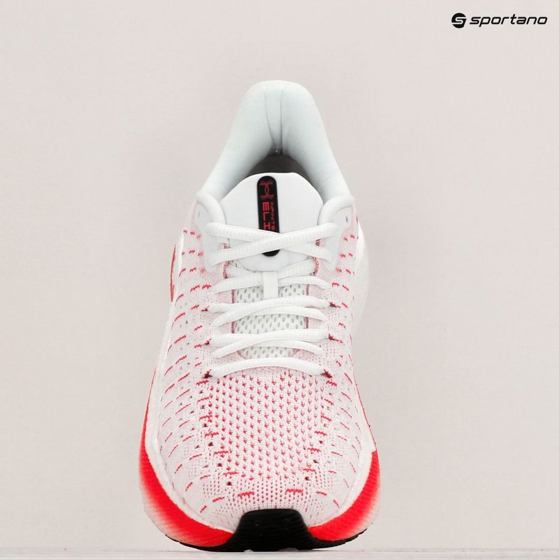 Dámské běžecké boty Under Armour Infinite Elite white/black/metallic gold 15