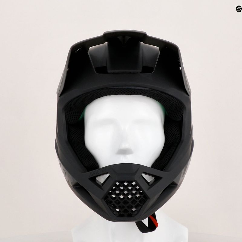 Cyklistická helma  Lazer Chase KinetiCore matte black 9