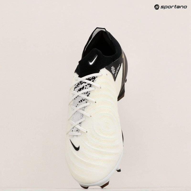 Pánské fotbalové boty Nike Phantom GX II Pro FG white/metallic gold coin/black 9