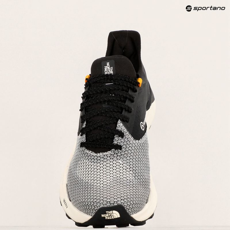 Dámské běžecké boty The North Face Summit Vectiv Sky white dune/tnf black 16