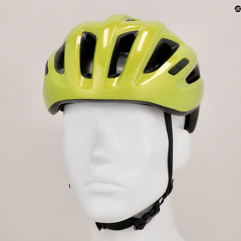 Cyklistická helma MET Idolo lime yellow metallic glossy 9
