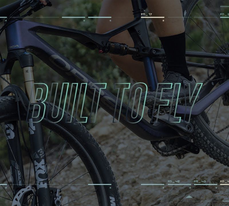 Horské kolo Orbea Oiz H10 2024 white chic/shadow coral 4