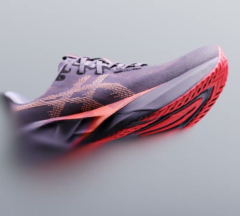 Dámské běžecké boty ASICS Novablast 5 midnight/breeze 10