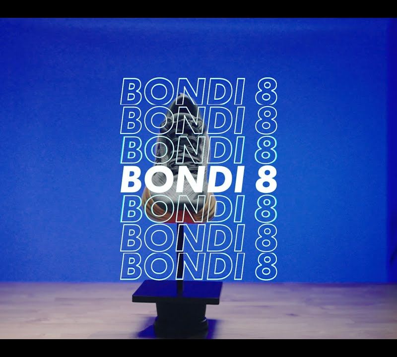 Pánská běžecká obuv HOKA Bondi 8 blue 1123202-CSVO 25