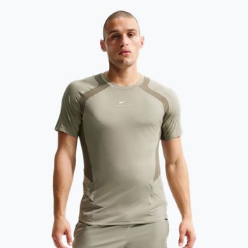 Pánské tréninkové tričko Nike Pro Training Dri-Fit light army/medium olive/light liquid lime
