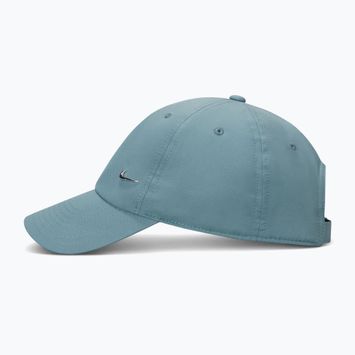 Kšiltovka Nike Dri-Fit Club Unstructured Metal Swoosh Mineral slate/metallic silver