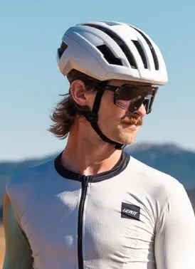 Cyklistické helmy