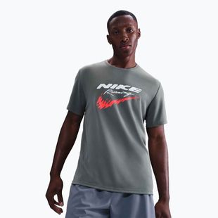 Pánské běžecké tričko Nike Miler Dri-Fit UV smoke grey
