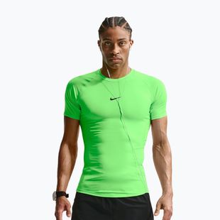 Pánské tréninkové tričko Nike Pro Dri-Fit Tight Fitness green strike/black