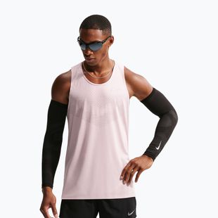 Pánské běžecké tričko Nike Stride Dri-Fit ADV silt red