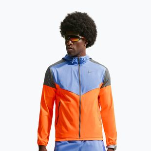 Pánská běžecká bunda Nike Impossibly Light Windrunner total orange/royal pulse/smoke grey