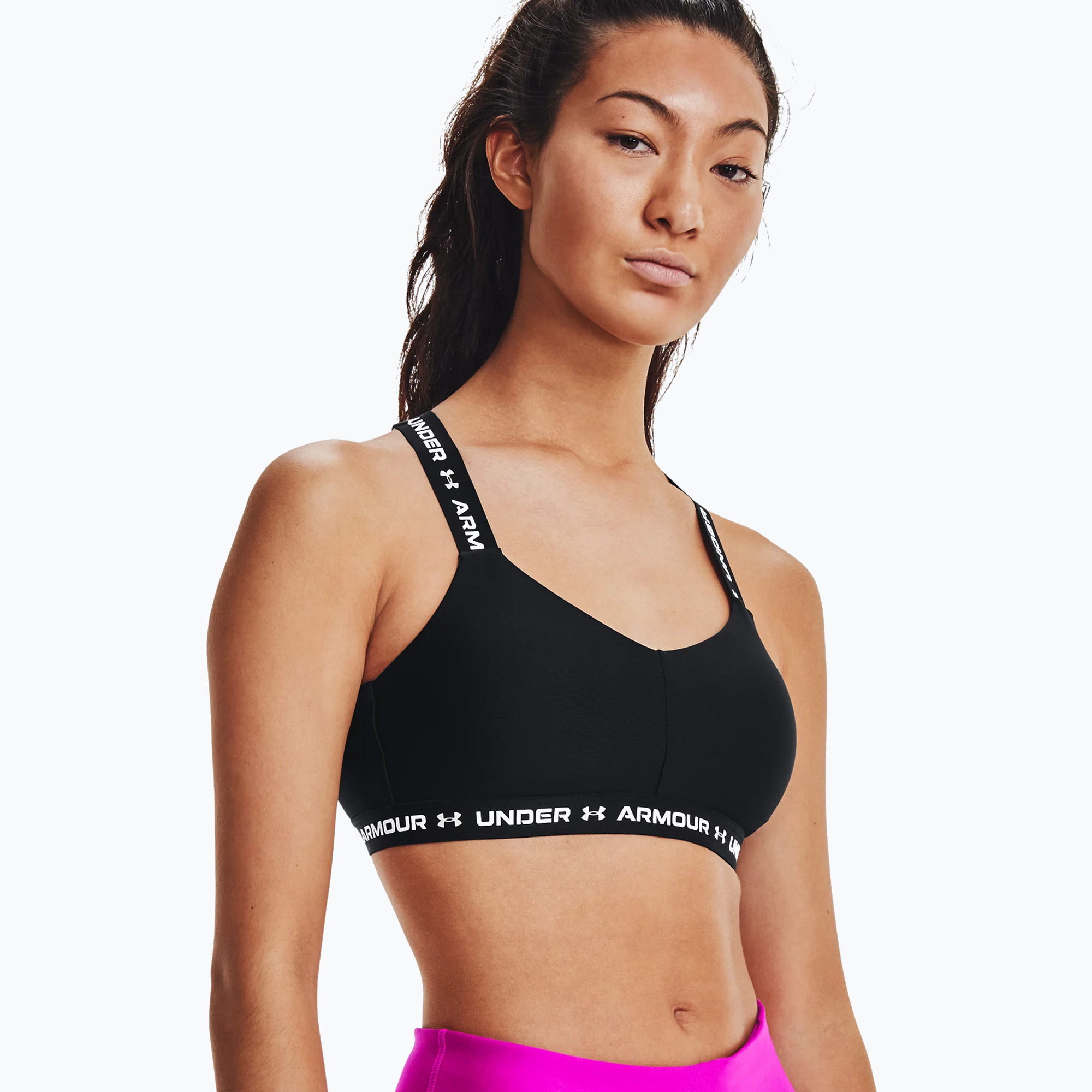 Under Armour Crossback Low fitness podprsenka černá 1361033-001